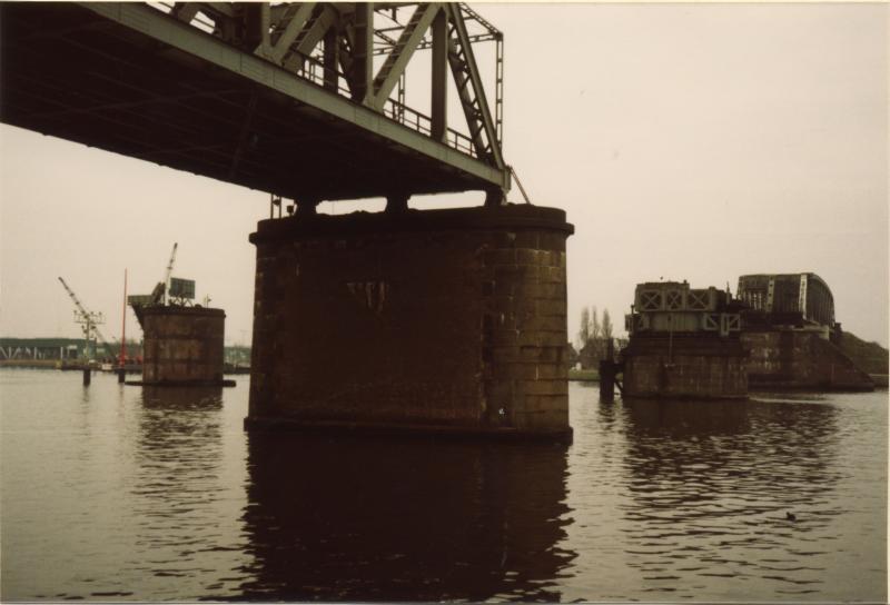 Foto 1747693050